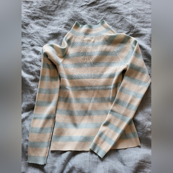 Mock turtle neck sweater from Anthropologie,  size small - Picture 2 of 6